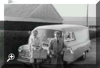 Mr & Mrs Talbot with bread delivery van at their home on Newmarket Road Oct 1971  > Simply click to enlarge... then use the [Back] button to return